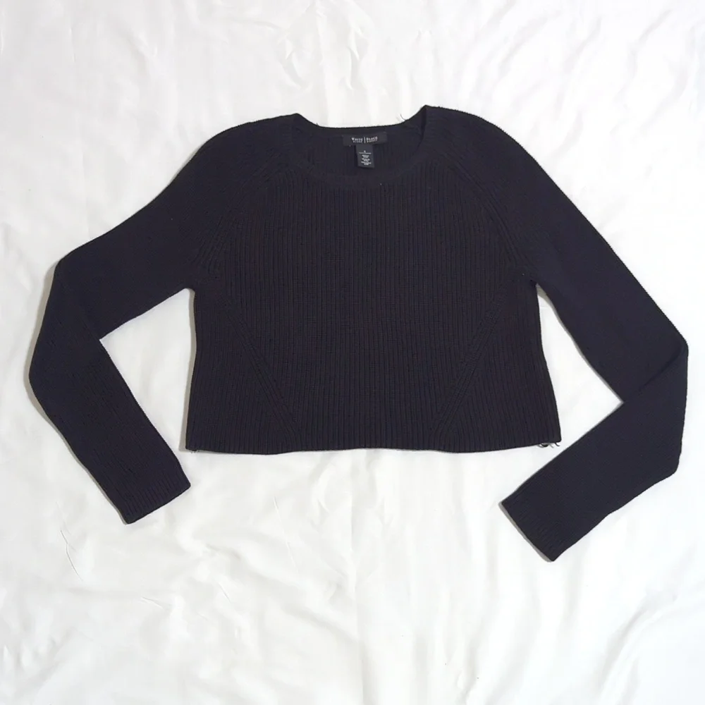 White House Black Market Black Cropped Crewneck Sweater - Picture 1 of 15